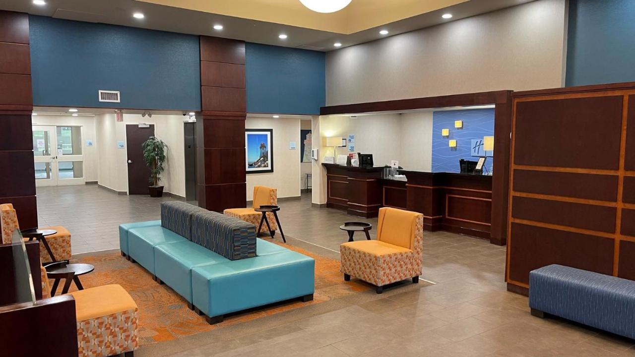 Comfort Inn & Suites Kincardine Bagian luar foto