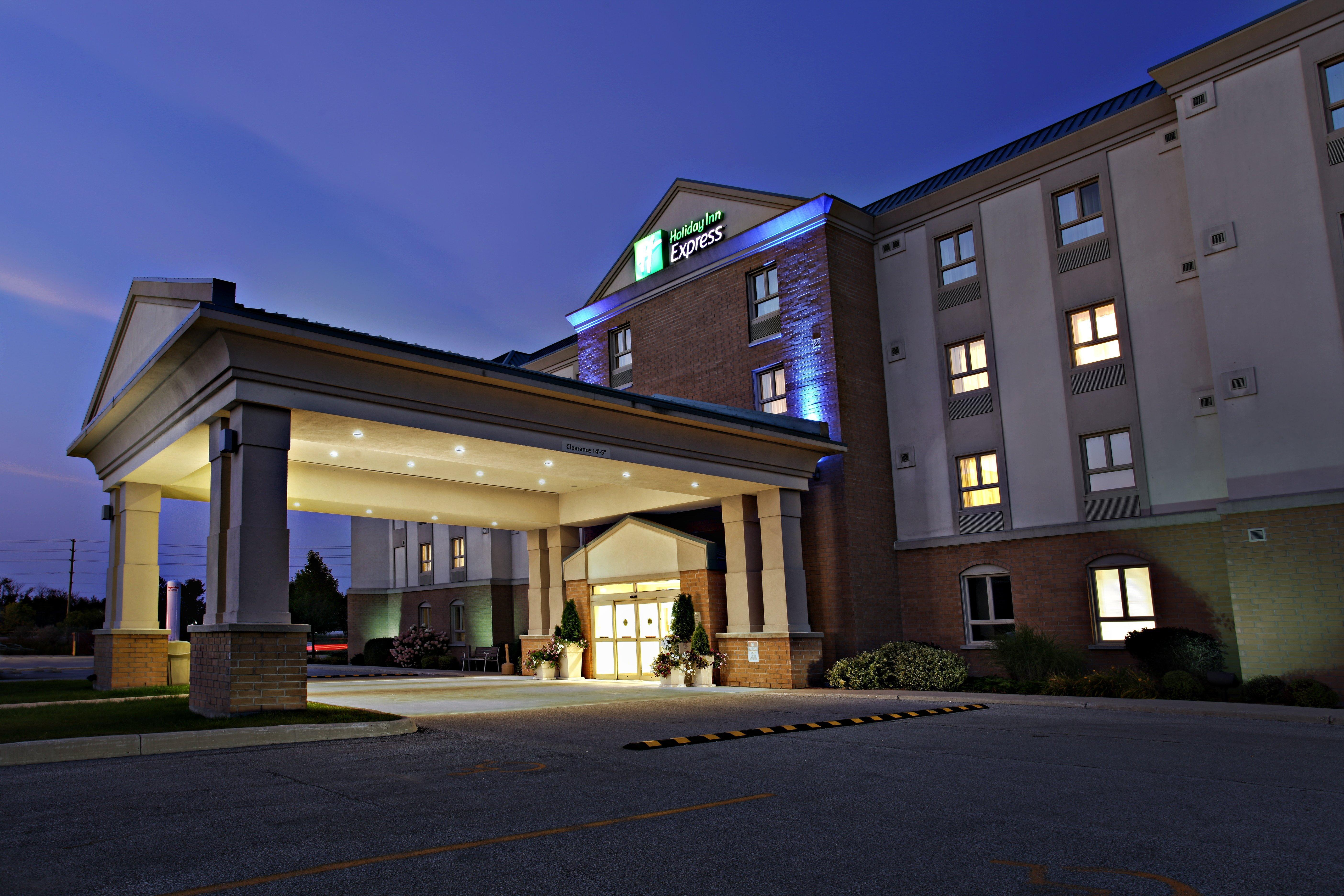 Comfort Inn & Suites Kincardine Bagian luar foto