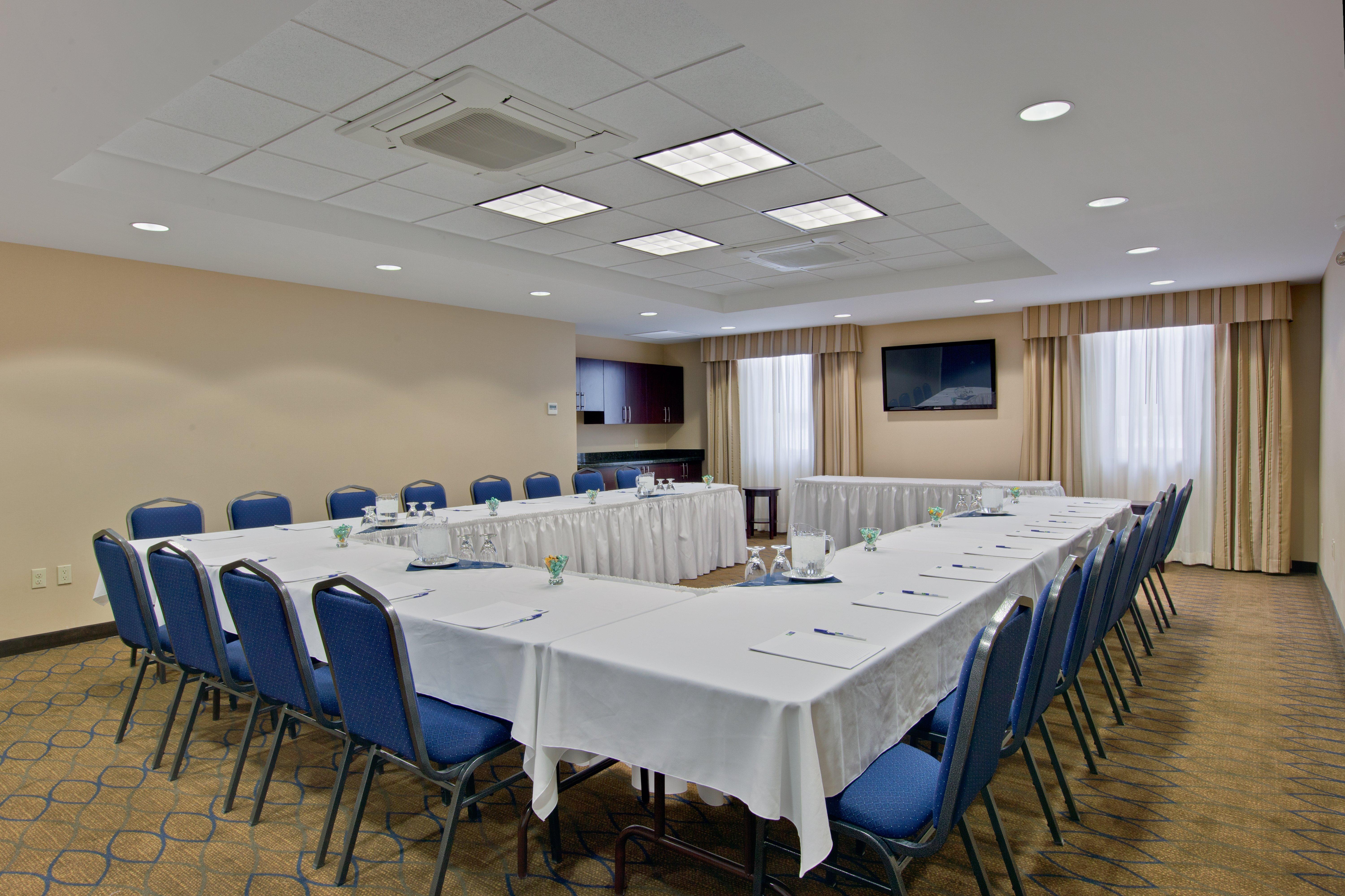 Comfort Inn & Suites Kincardine Bagian luar foto