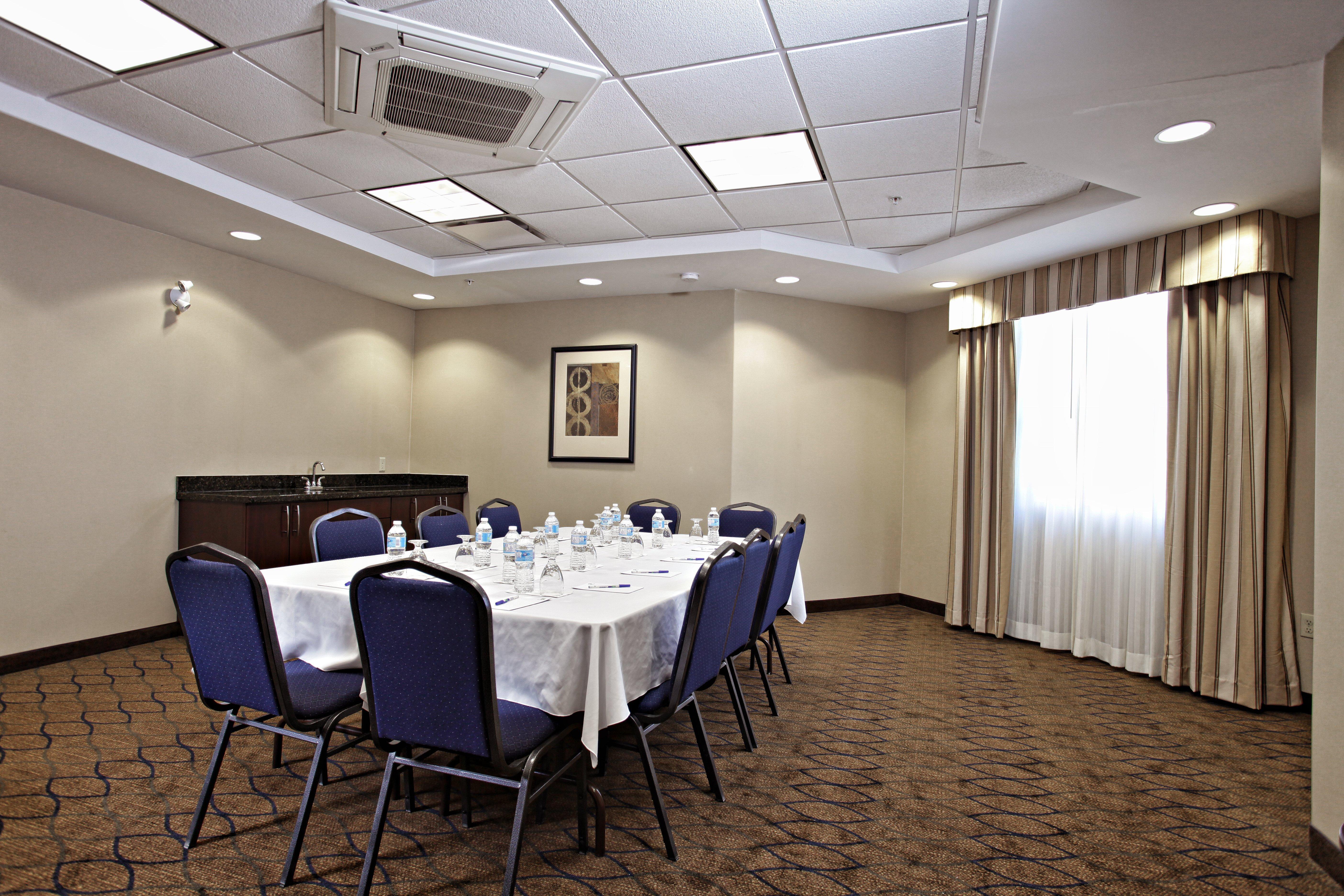 Comfort Inn & Suites Kincardine Bagian luar foto