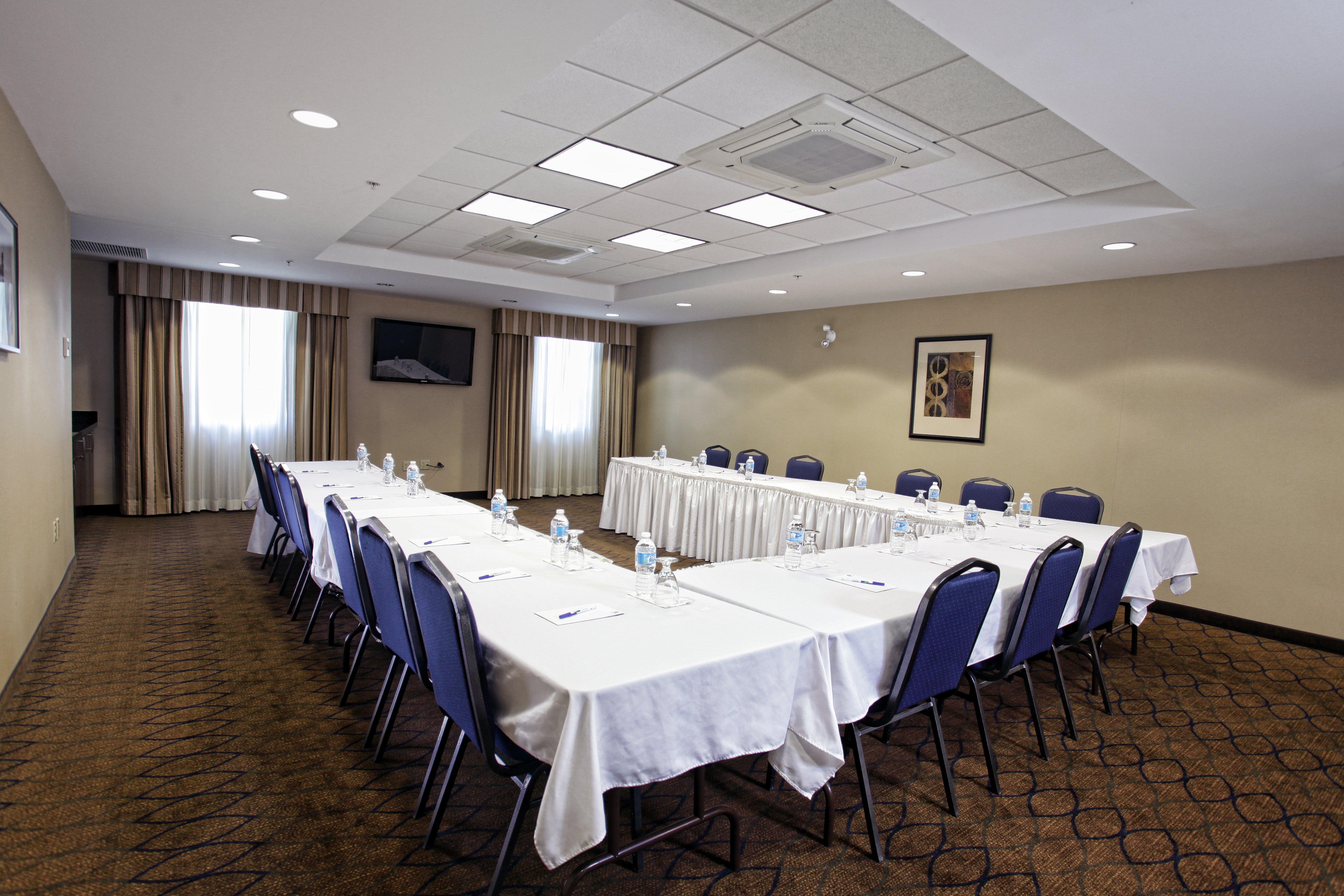 Comfort Inn & Suites Kincardine Bagian luar foto