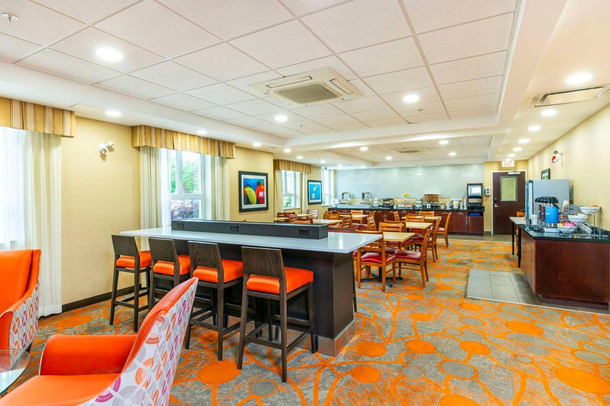 Comfort Inn & Suites Kincardine Bagian luar foto