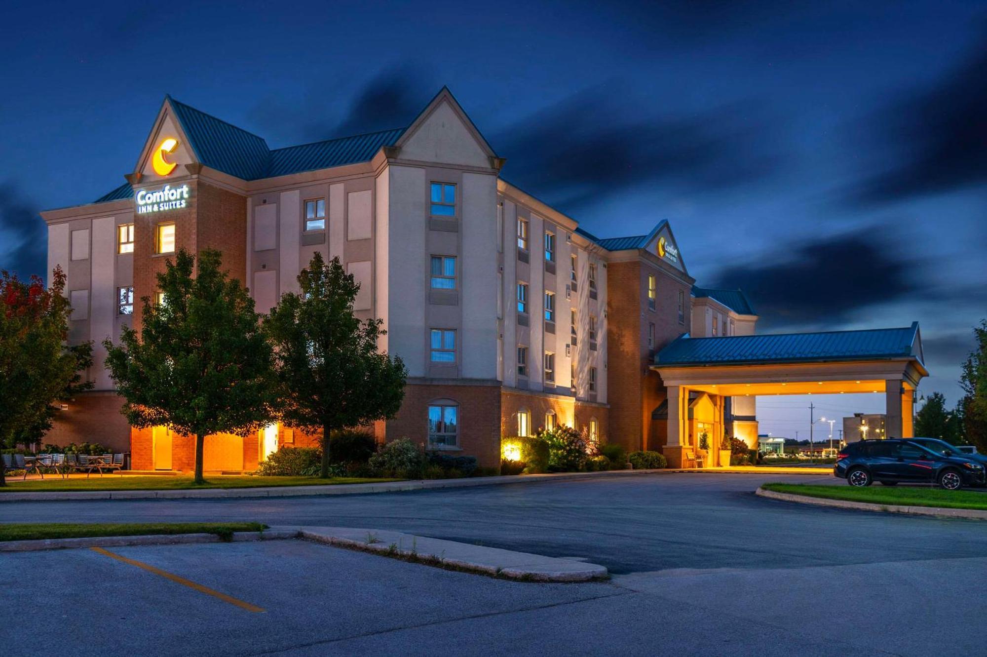Comfort Inn & Suites Kincardine Bagian luar foto